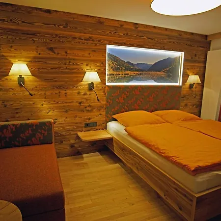 Haus Zauner Pensión 3*